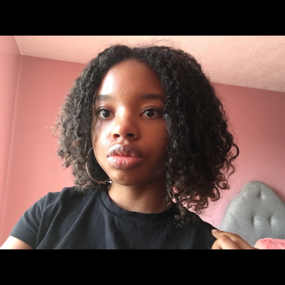 Meet your Posher, Kennedi